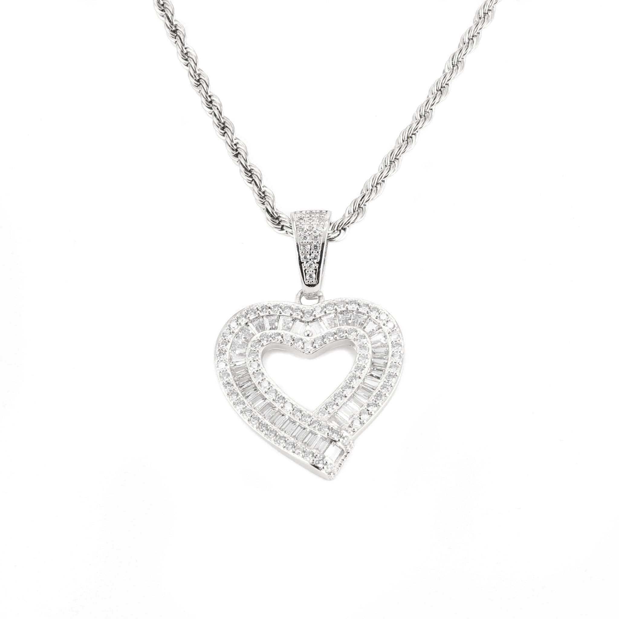 Iced out 2025 heart necklace